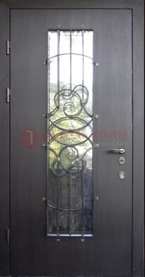 Остекленная стальная дверь с ковкой ДСК-26 в Сочи